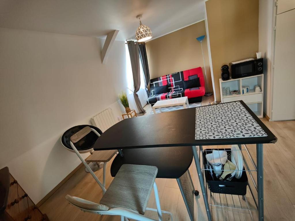 Appartement En Residence Gisors Eksteriør billede
